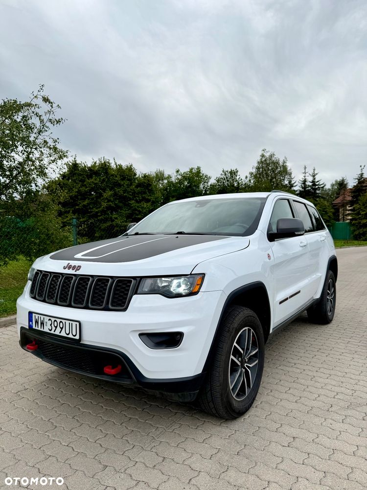 Jeep Grand Cherokee - 9