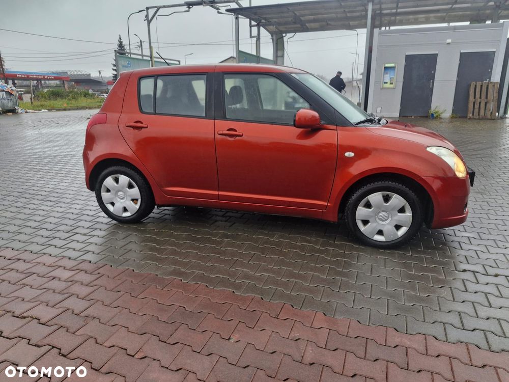 Suzuki Swift 1.3 GS / Premium 4WD - 3