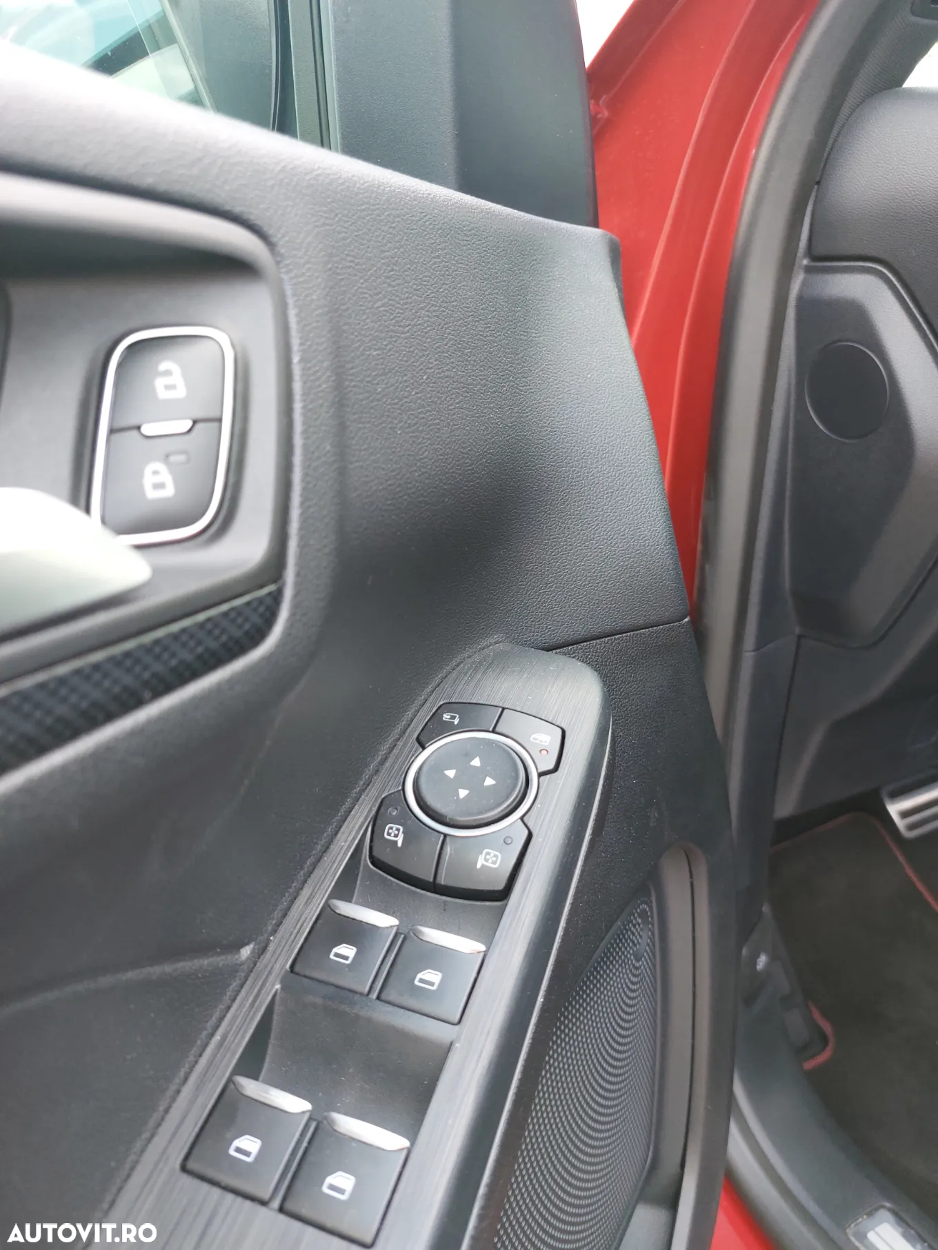 Ford Kuga 2.0 EcoBlue 4x4 Aut. ST-LINE - 10