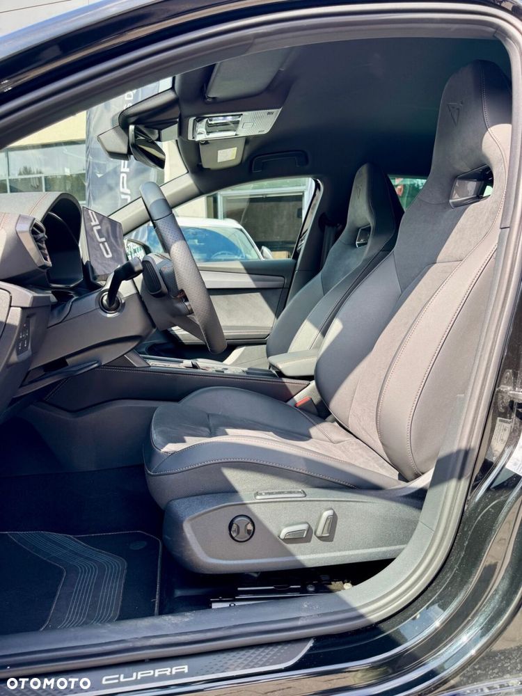 Cupra Leon 1.5 eTSI mHEV DSG - 12