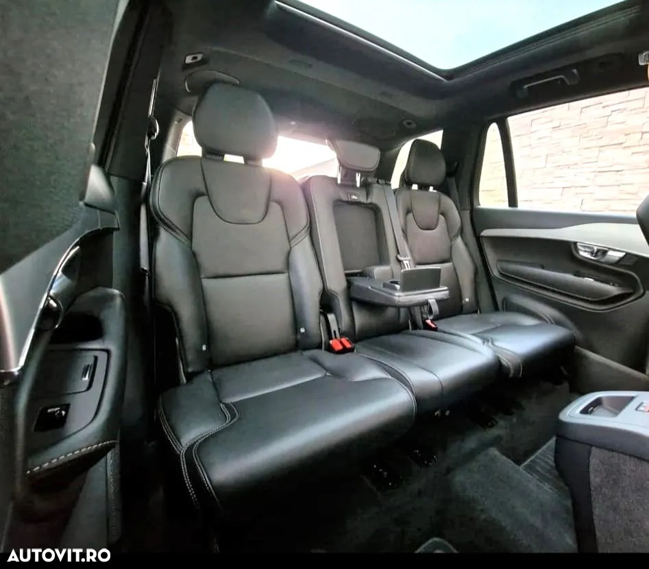 Volvo XC 90 D5 AWD Geartronic Momentum - 6