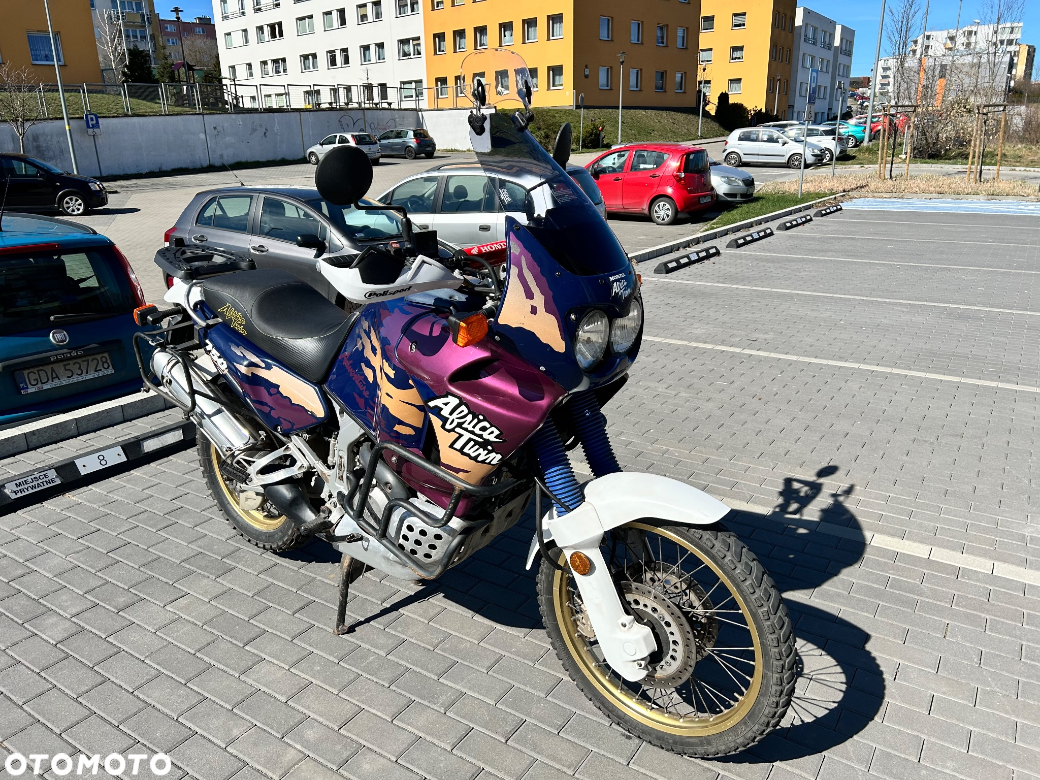 Honda XRV - 16