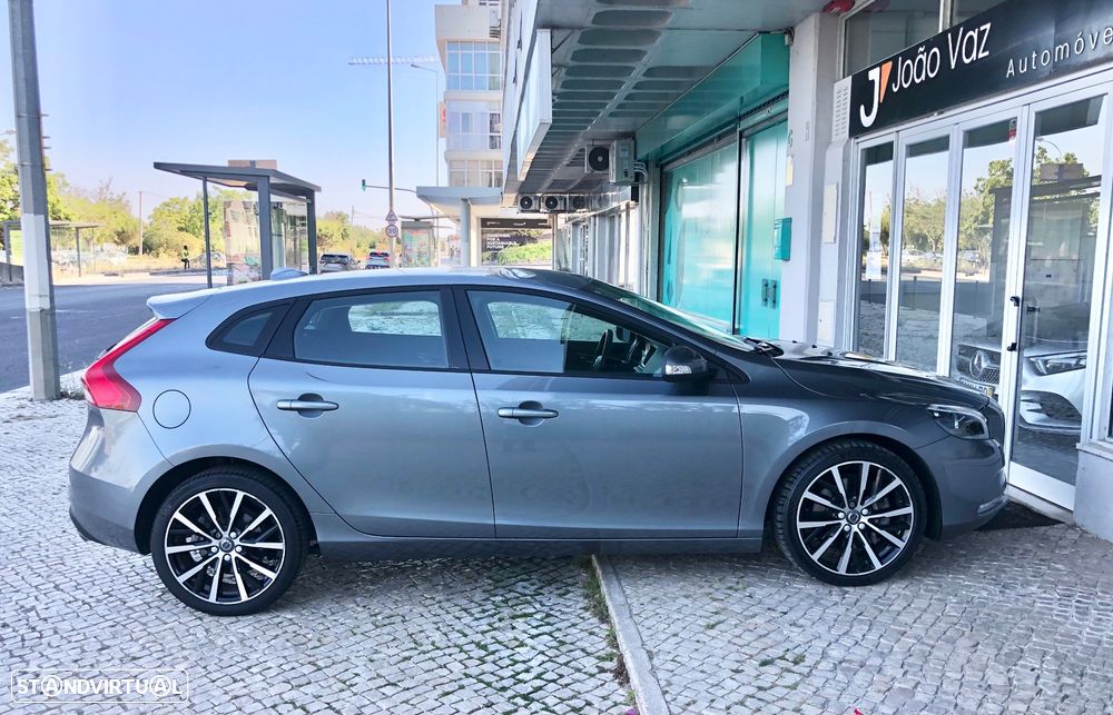 Volvo V40 1.5 T3 Sport Edition Geartronic - 11