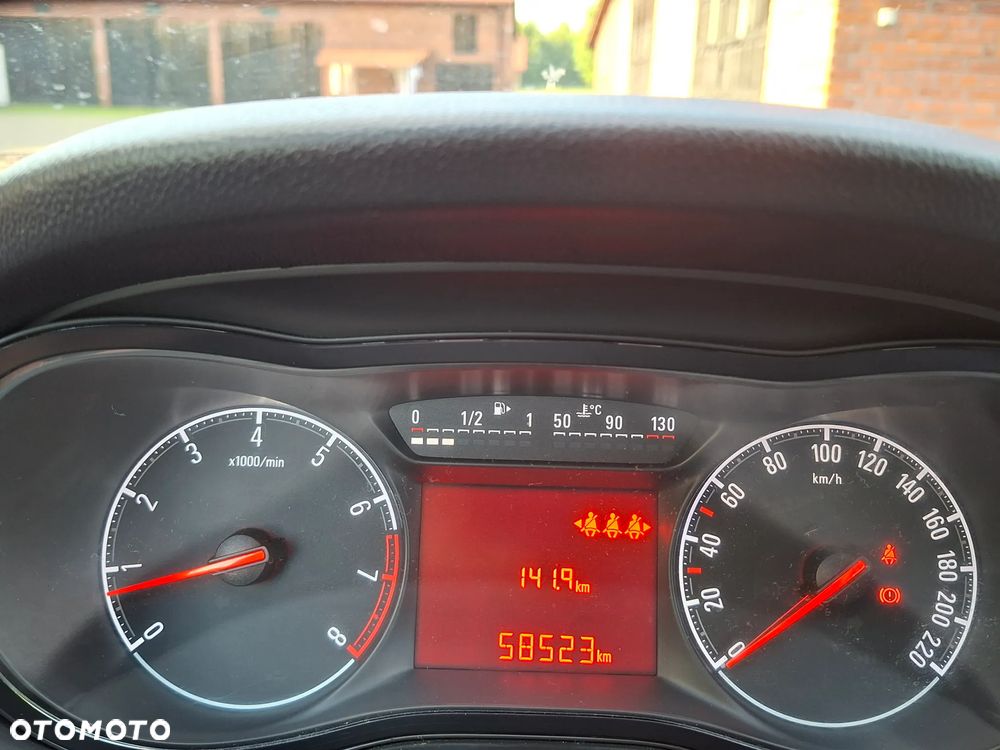 Opel Corsa - 11