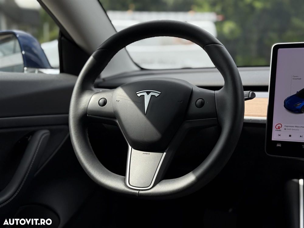 Tesla Model 3 Standard Reichweite Plus Hinterradantrieb - 8
