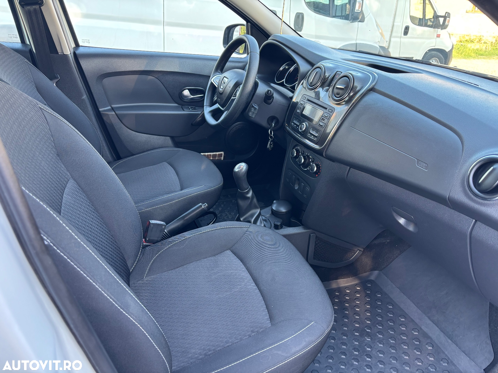 Dacia Logan 1.5 Blue dCi Laureate - 6
