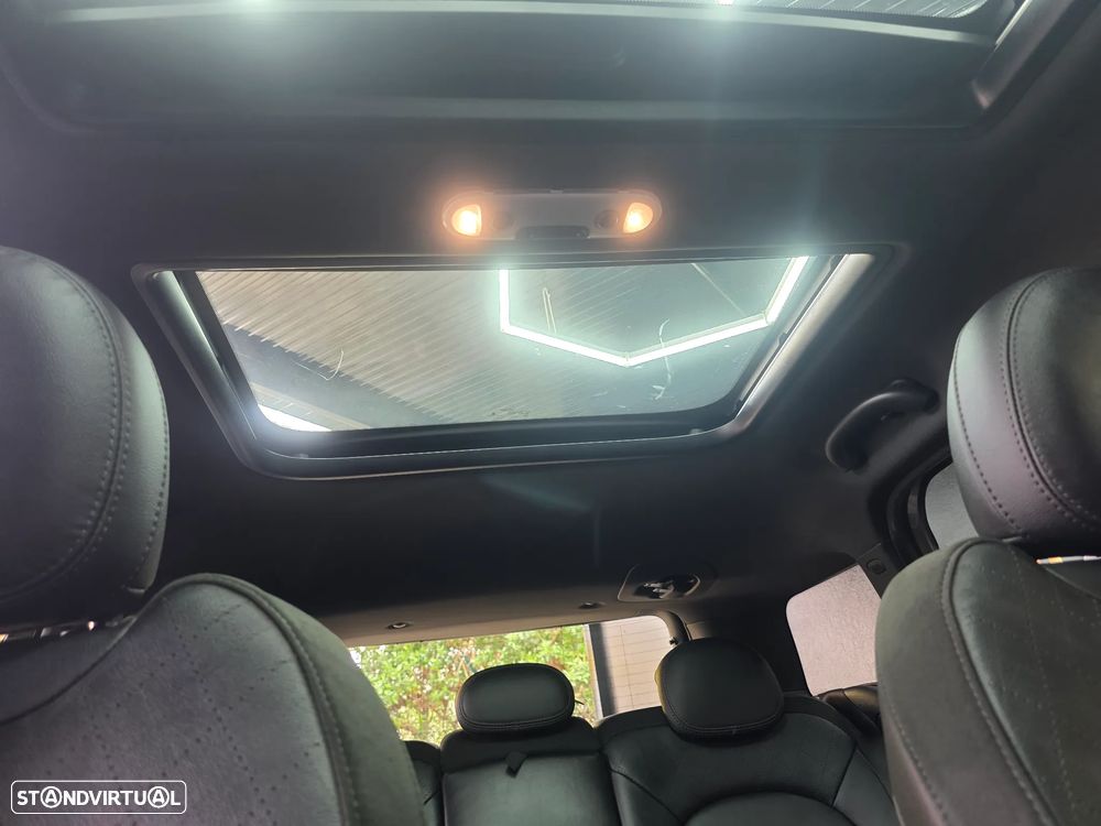 MINI Countryman Cooper SE ALL4 Auto - 38