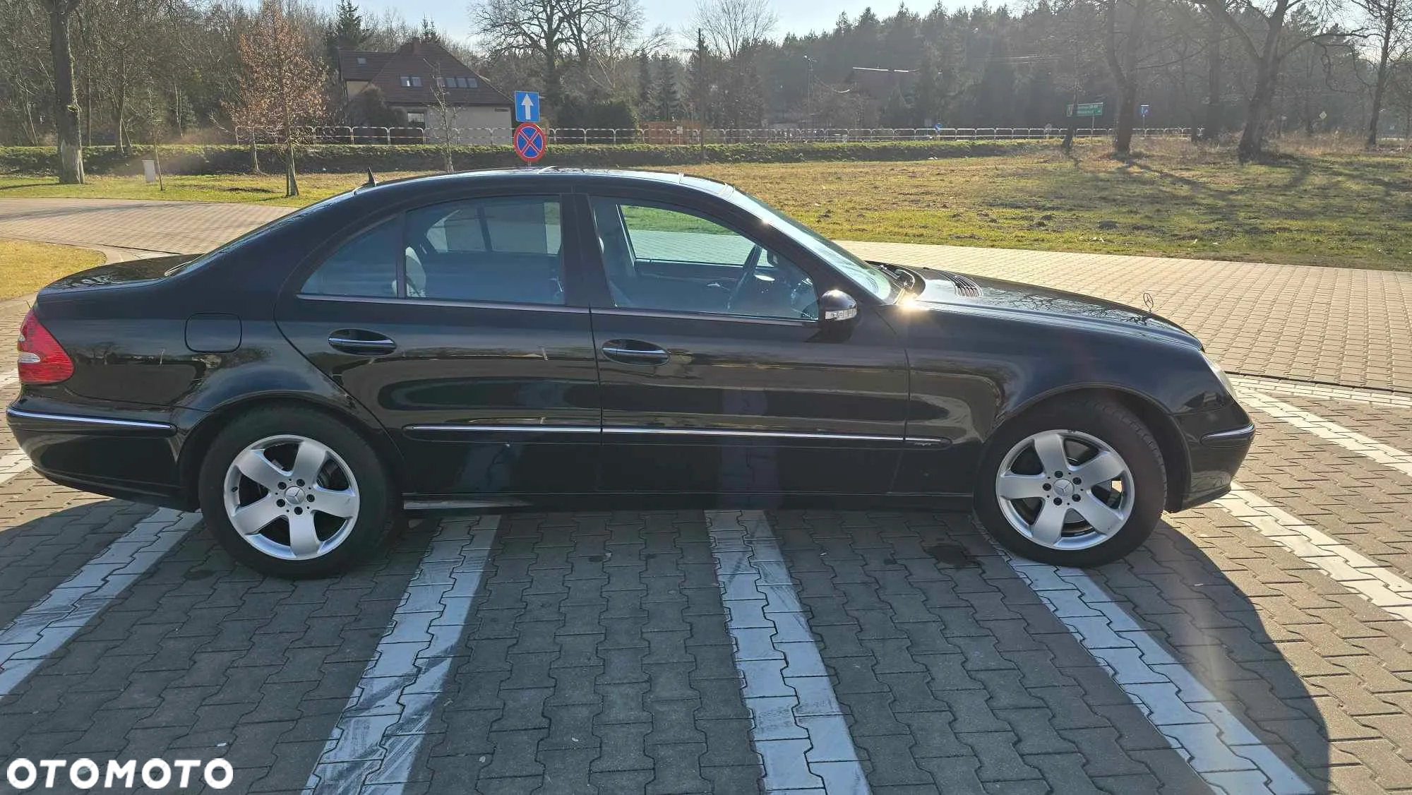 Mercedes-Benz Klasa E 500 4-Matic Avantgarde - 4