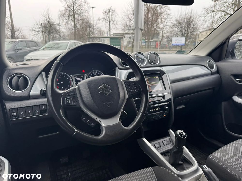 Suzuki Vitara 1.6 Premium 2WD - 7