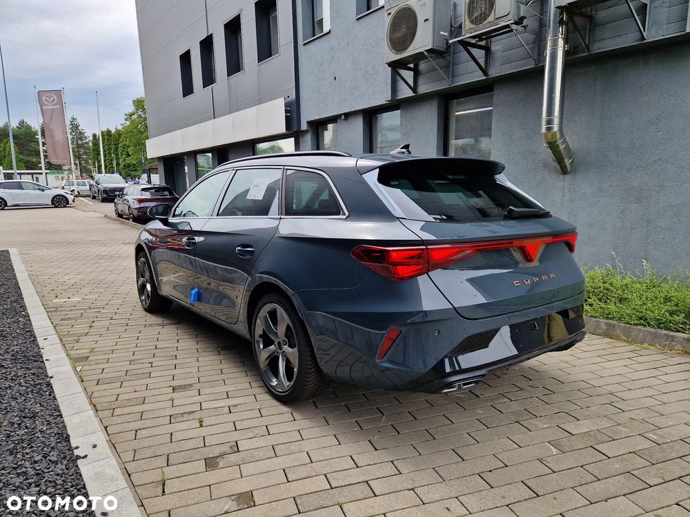Cupra Leon Sportstourer - 3