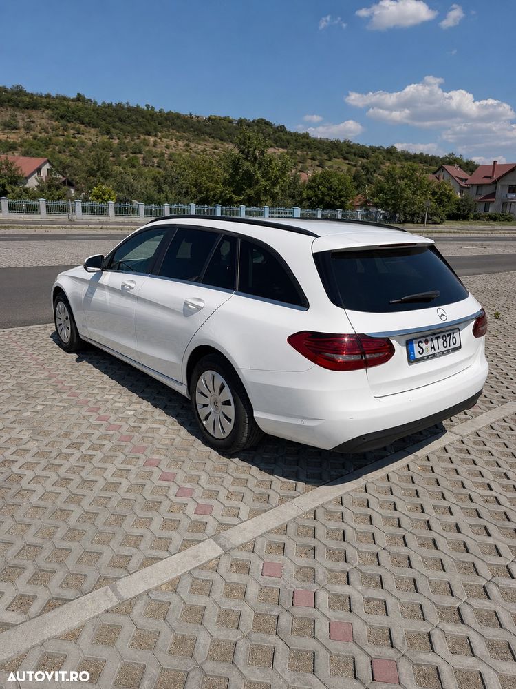 Mercedes-Benz C - 4