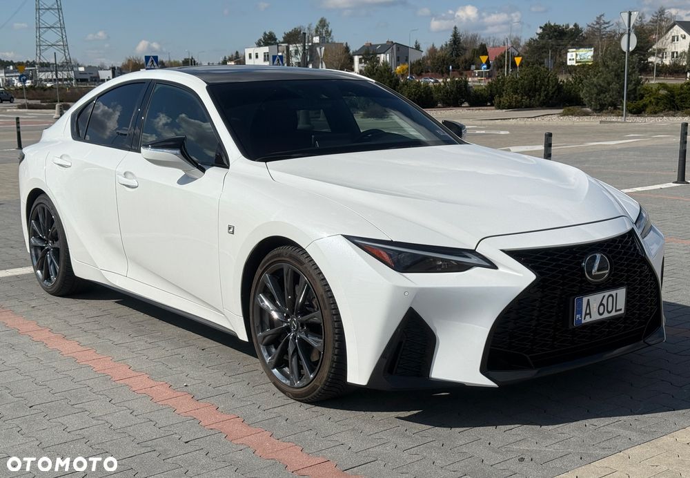 Lexus IS - 4