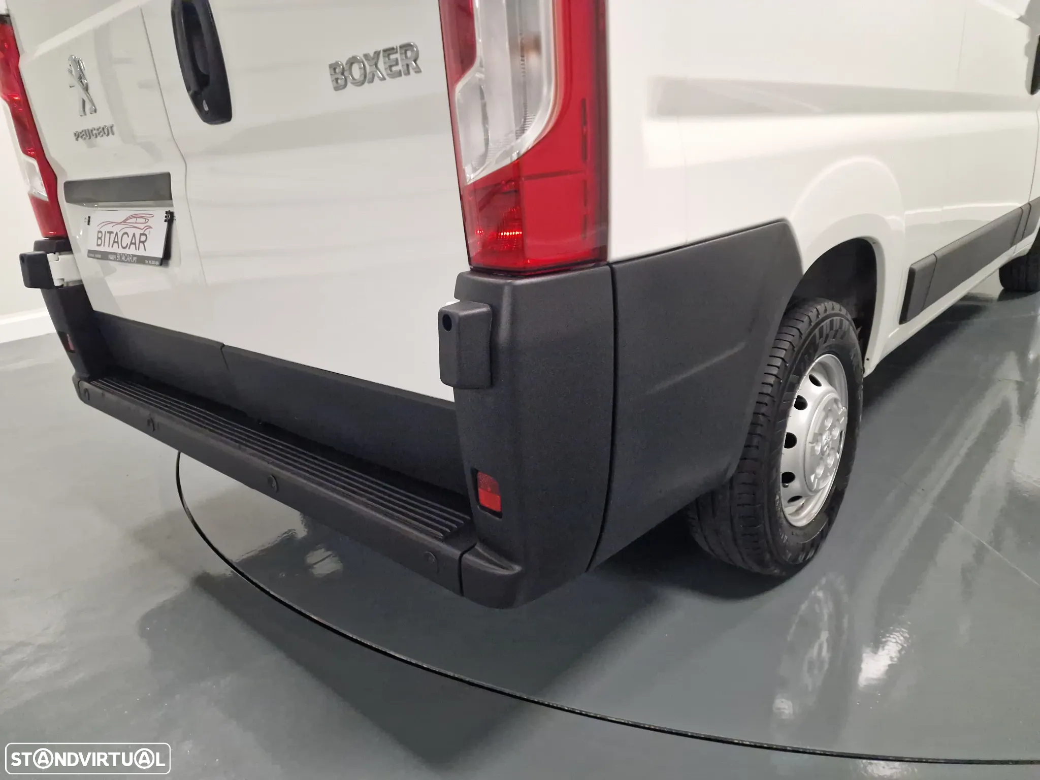 Peugeot BOXER 2.2 BLUEHDi 335 L2H2 Pro GPS CAM. TRASEIRA IVA DEDUTIVEL - 24