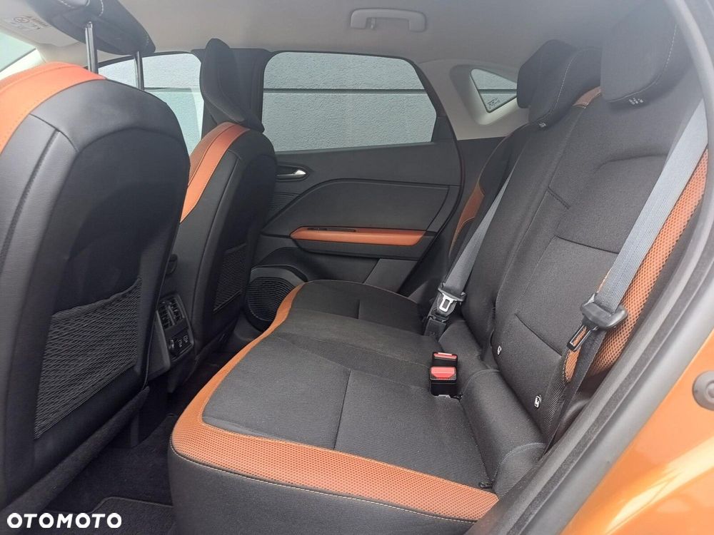 Renault Captur - 16