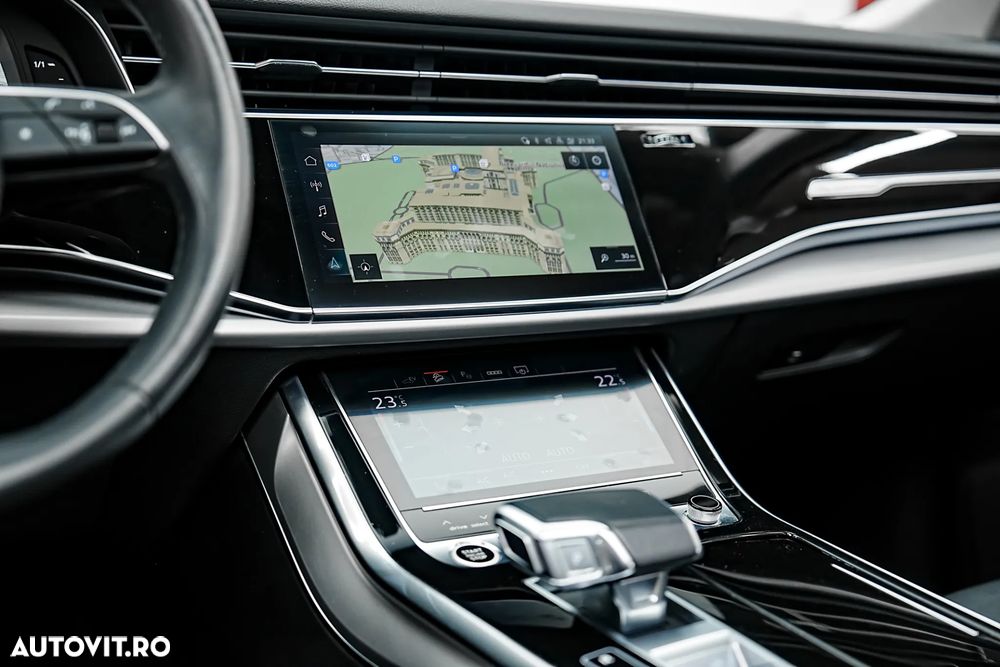 Audi Q7 55 TFSIe quattro tiptronic - 34