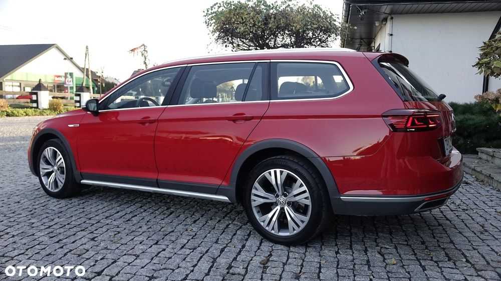Volkswagen Passat Alltrack - 13