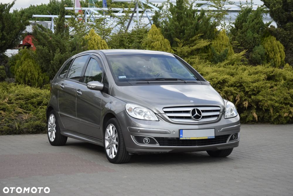 Mercedes-Benz Klasa B 180 EU5 - 18