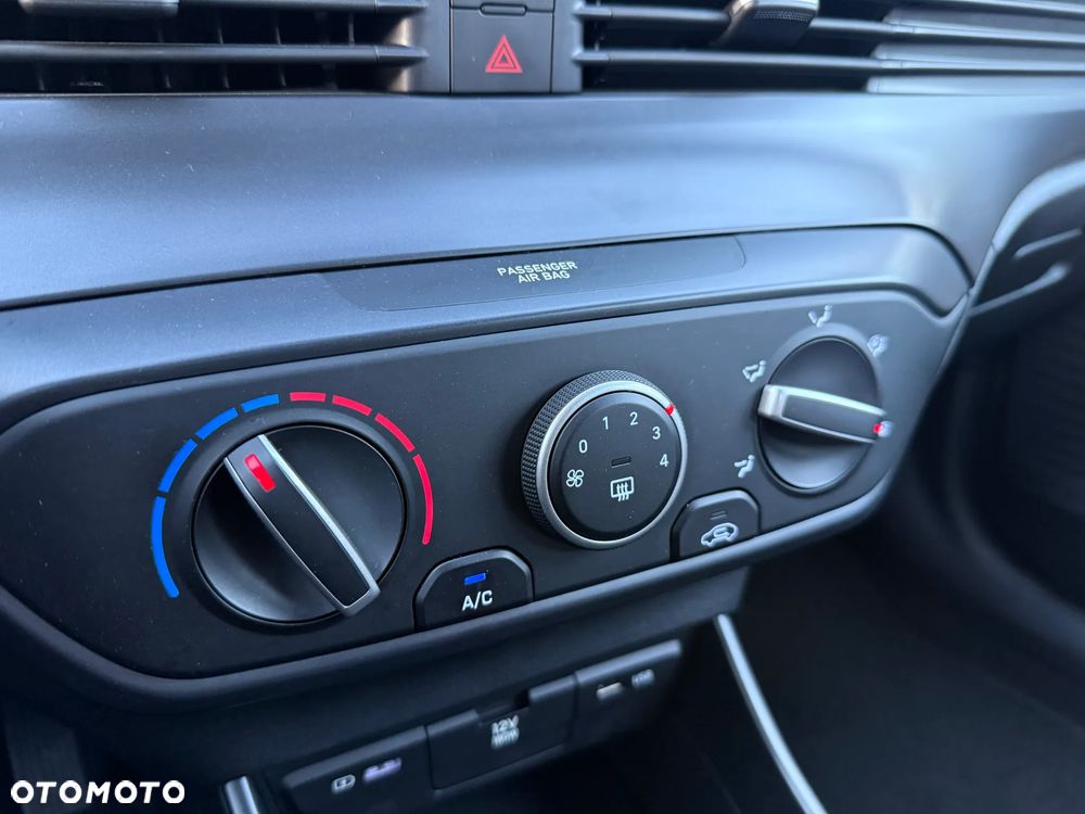 Hyundai i20 - 19