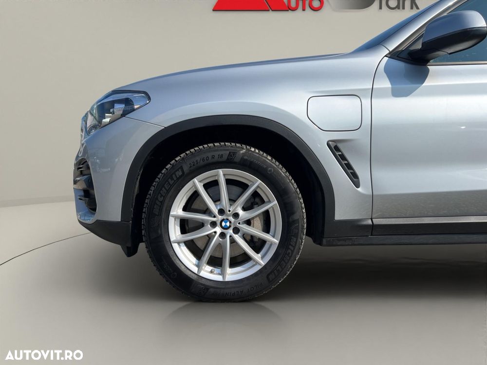 BMW X3 xDrive30e Aut. Advantage - 34