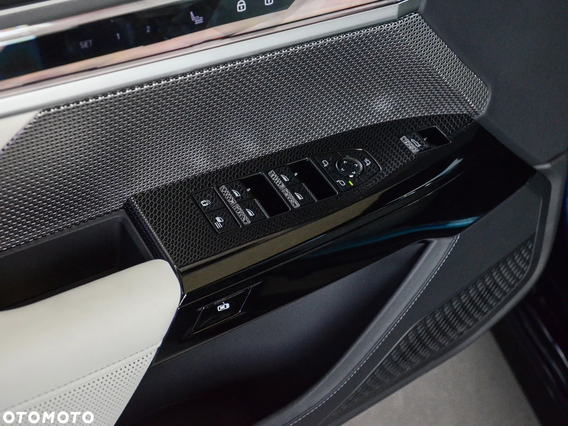 BMW i7 xDrive60 M Sport - 17