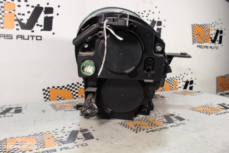 Ótica / Farol Esquerdo Alfa Romeo Giulietta (940_)  00505308910 - 5