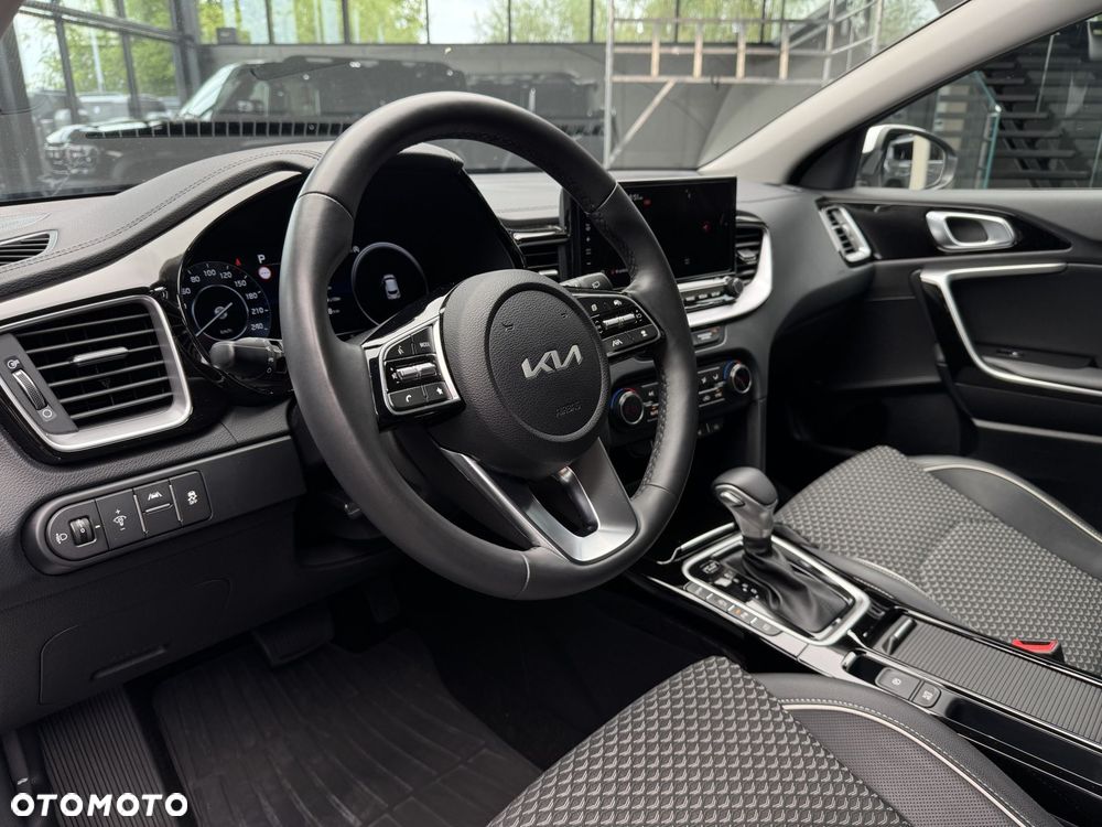 Kia XCeed 1.5 T-GDI Business Line DCT - 10