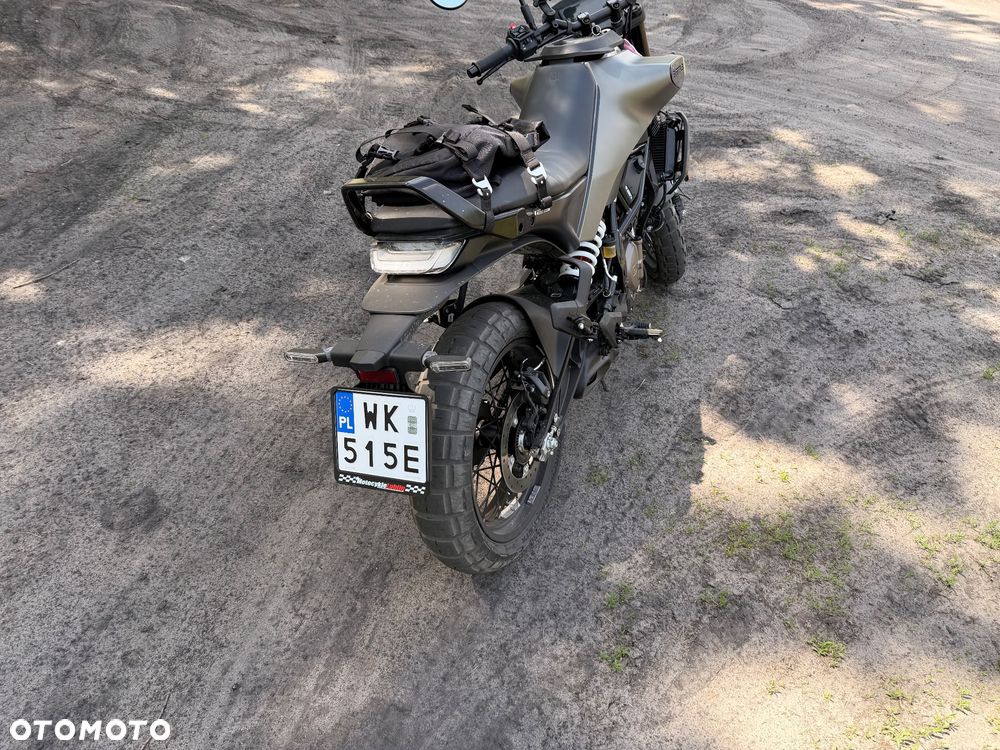 Husqvarna Svartpilen - 12