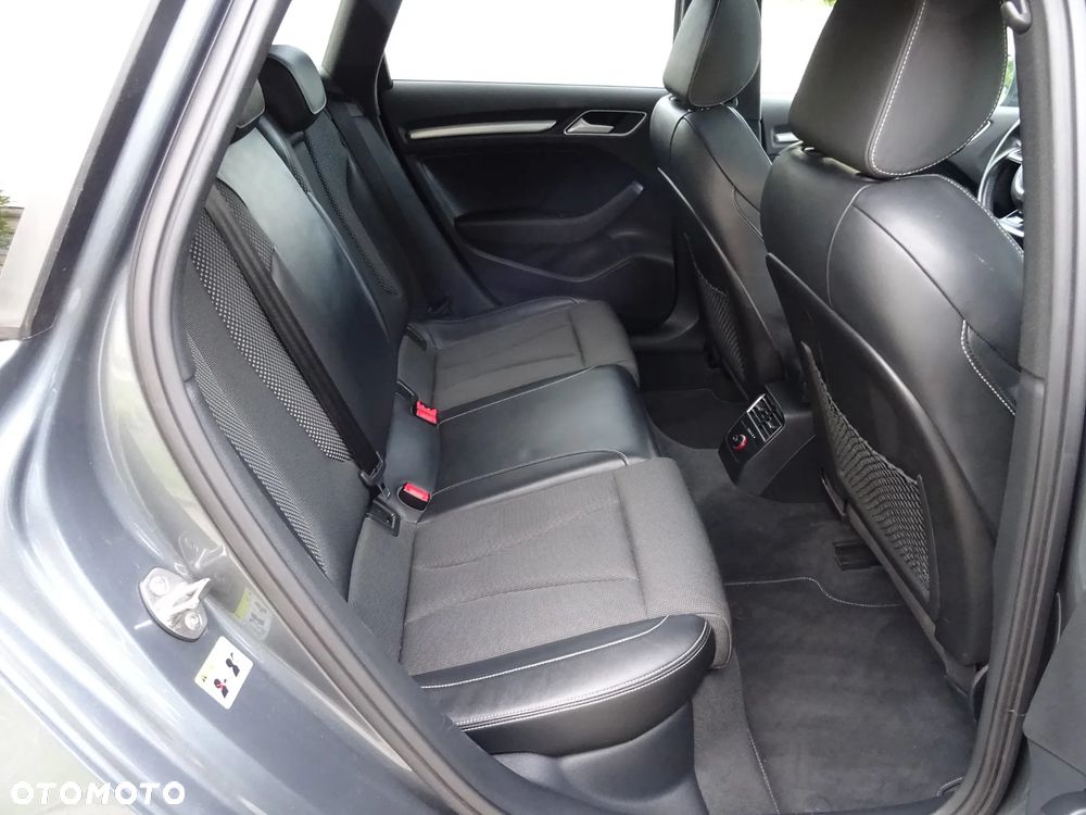 Audi A3 Sportback - 11