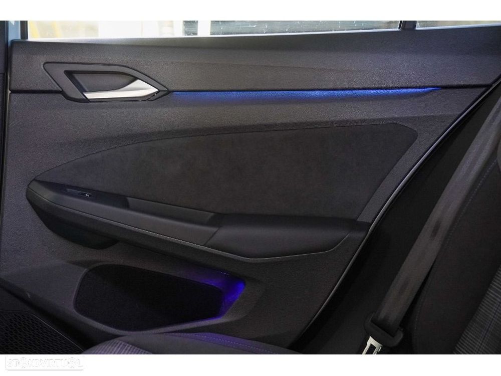 VW Golf 1.5 TSI e-Hybrid GTE DSG - 26
