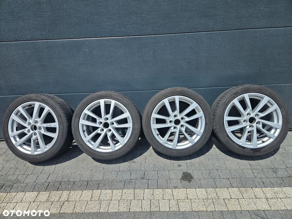 Felgi Aluminiowe Audi A3 S3 8V 5x112 ET51 7.5Jx17 8V0601025CS - 1