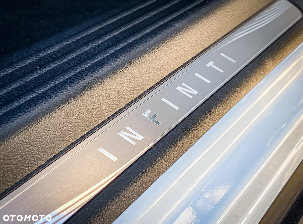 Infiniti Q50 - 31