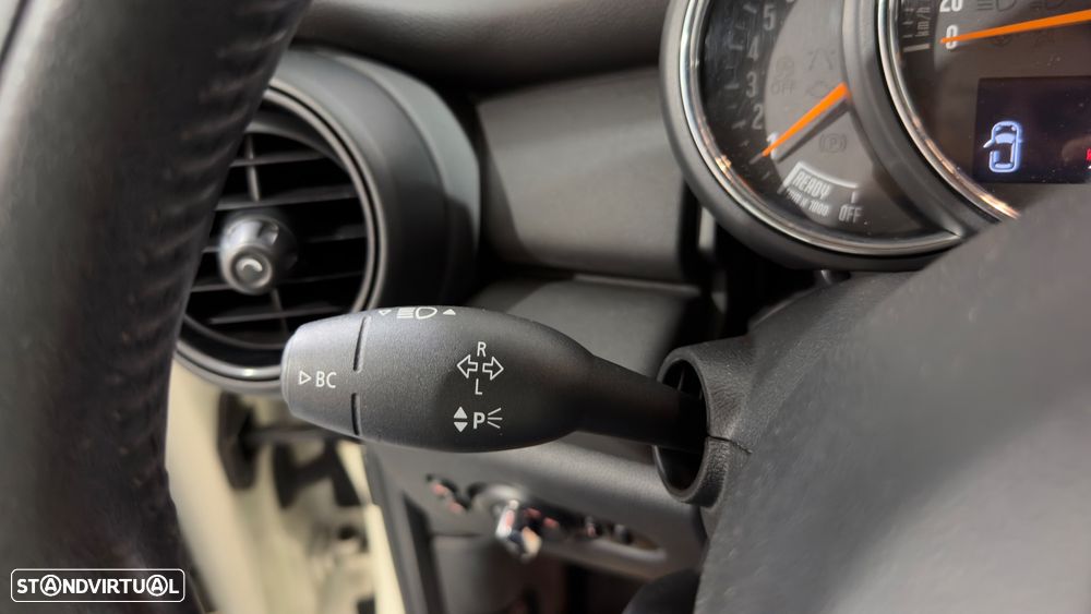 MINI 3 Portas One - 20