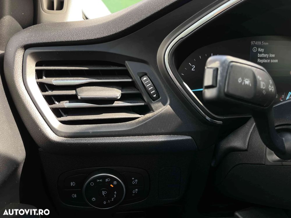 Ford Focus - 10
