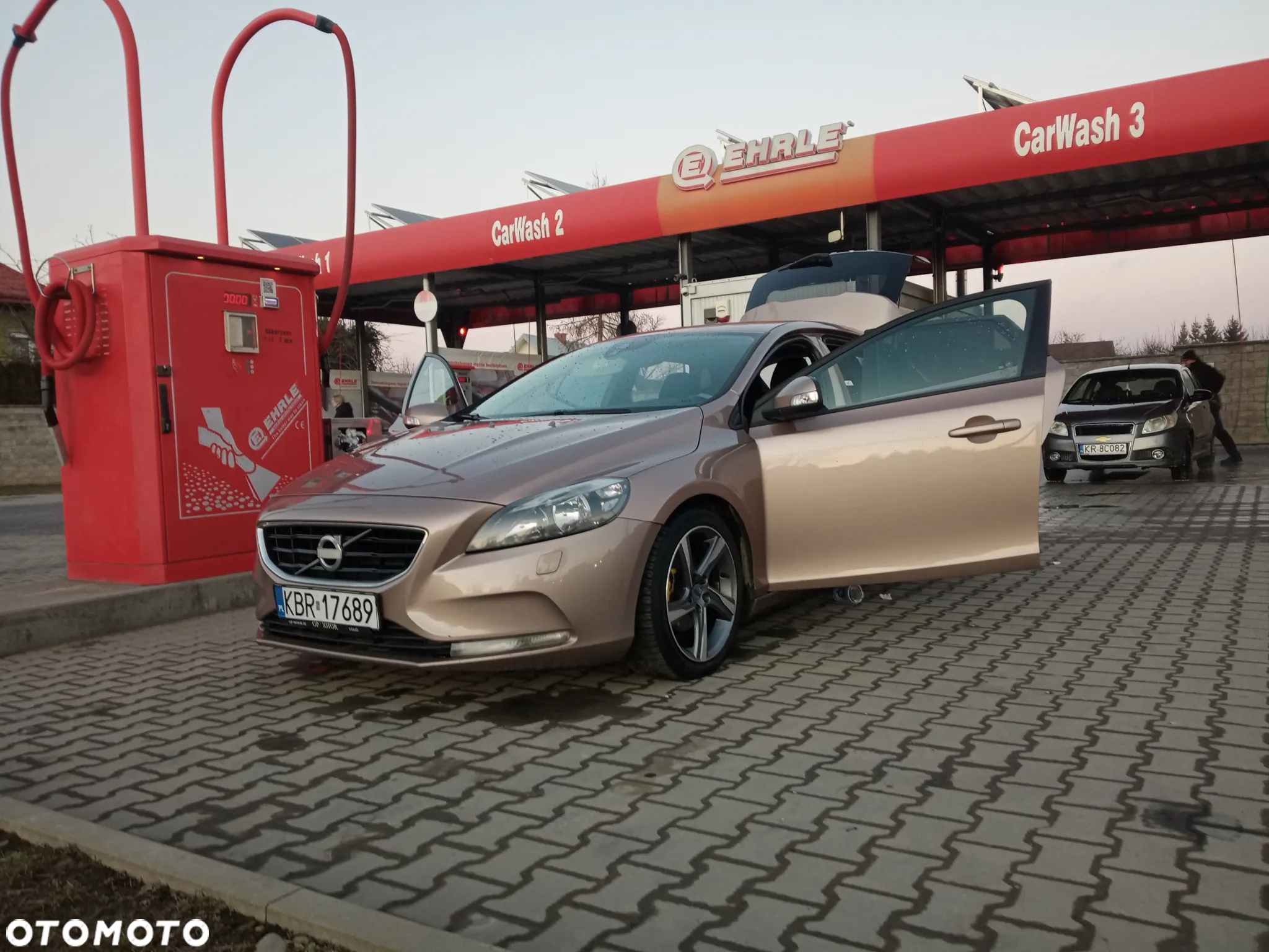 Volvo V40 D2 - 10