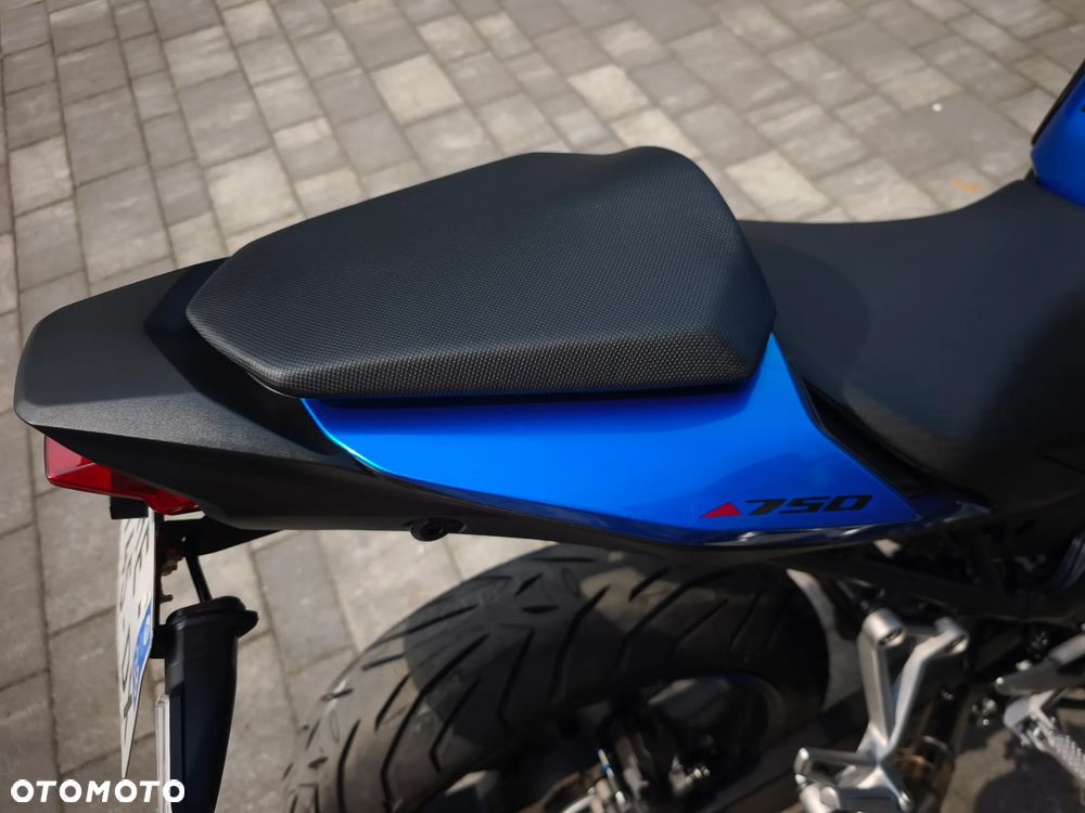 Honda CB - 30
