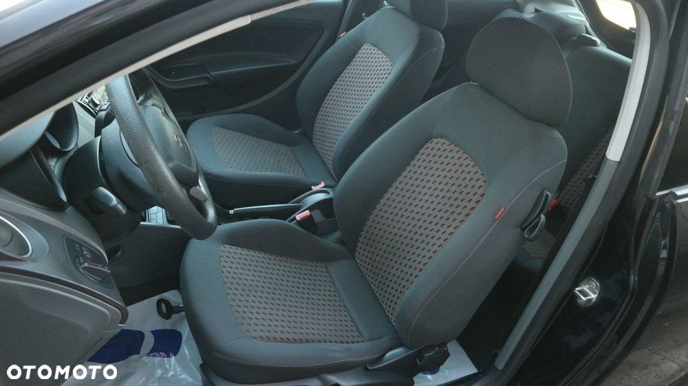 Seat Ibiza 1.2 12V Amaro - 29