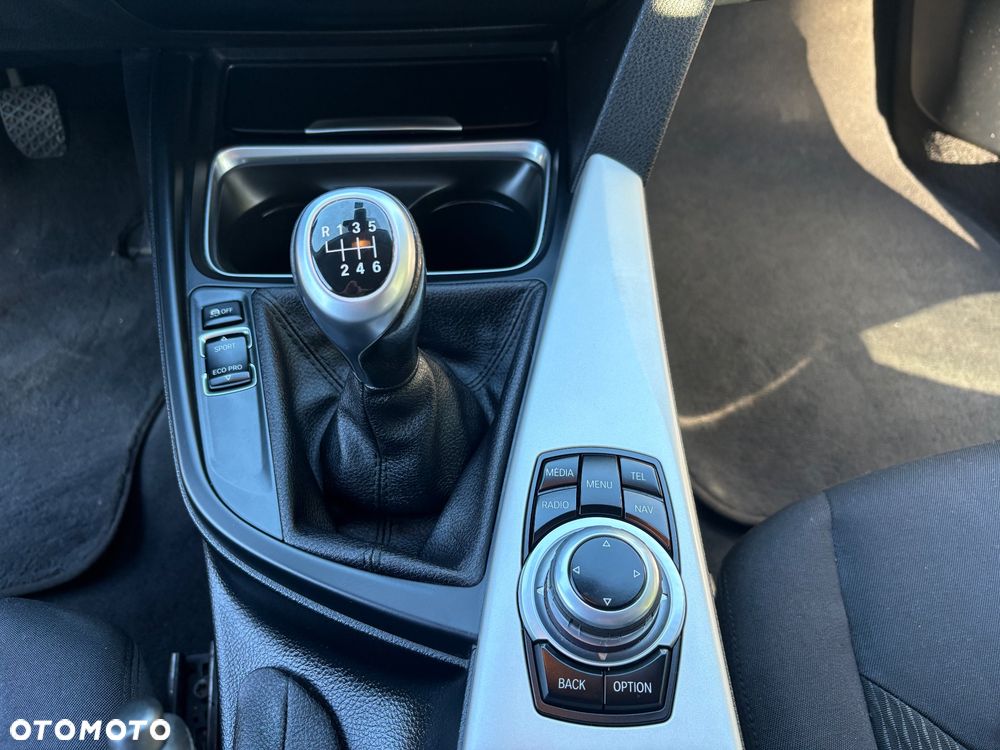 BMW Seria 3 - 19
