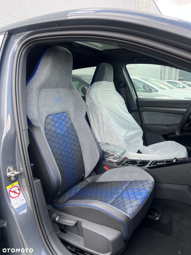 Volkswagen Golf - 7