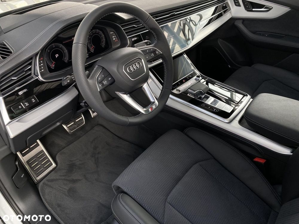 Audi Q7 - 11
