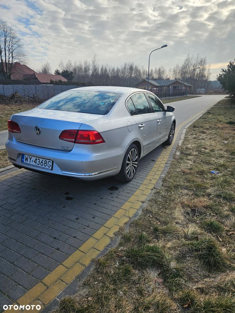 Volkswagen Passat 2.0 TDI Comfortline - 5