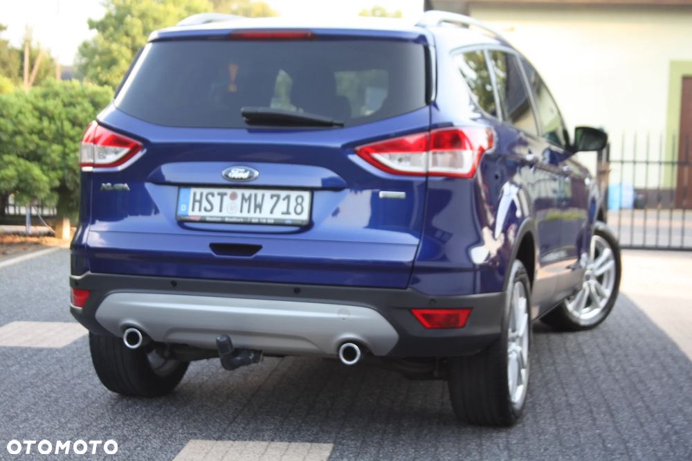 Ford Kuga 1.6 EcoBoost 2x4 Titanium - 28