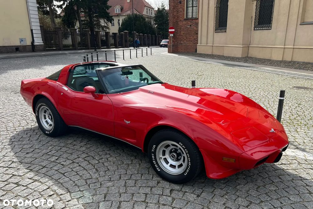 Chevrolet Corvette - 8