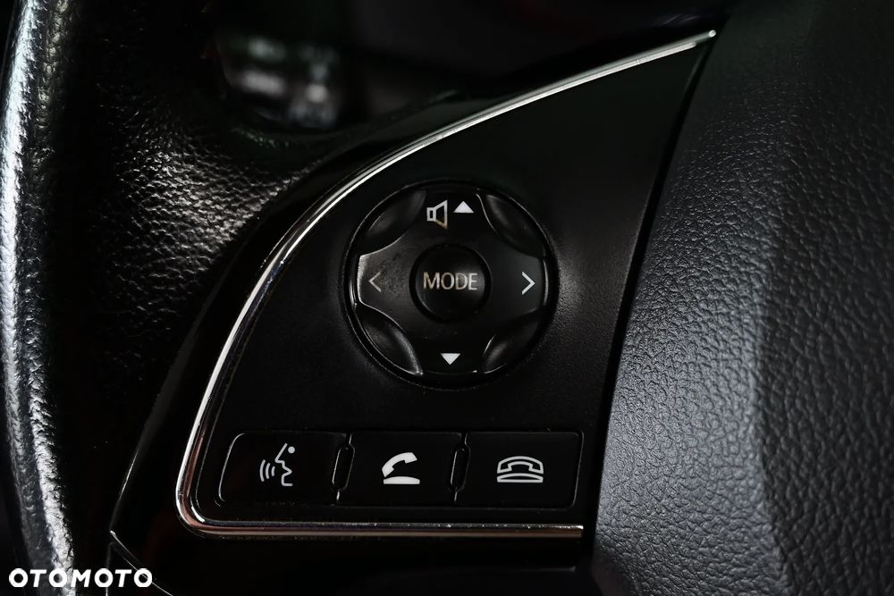 Mitsubishi Outlander 2.0 2WD Diamant - 28