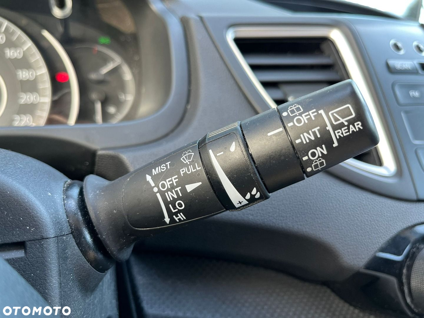 Honda CR-V - 24
