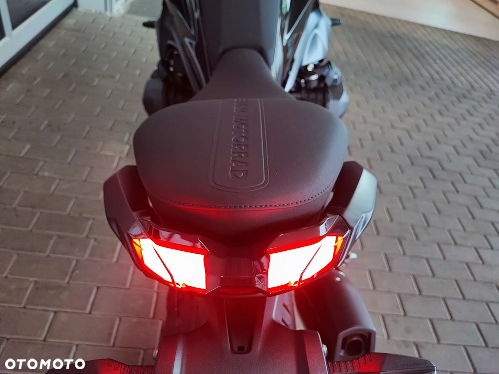 BMW R - 28