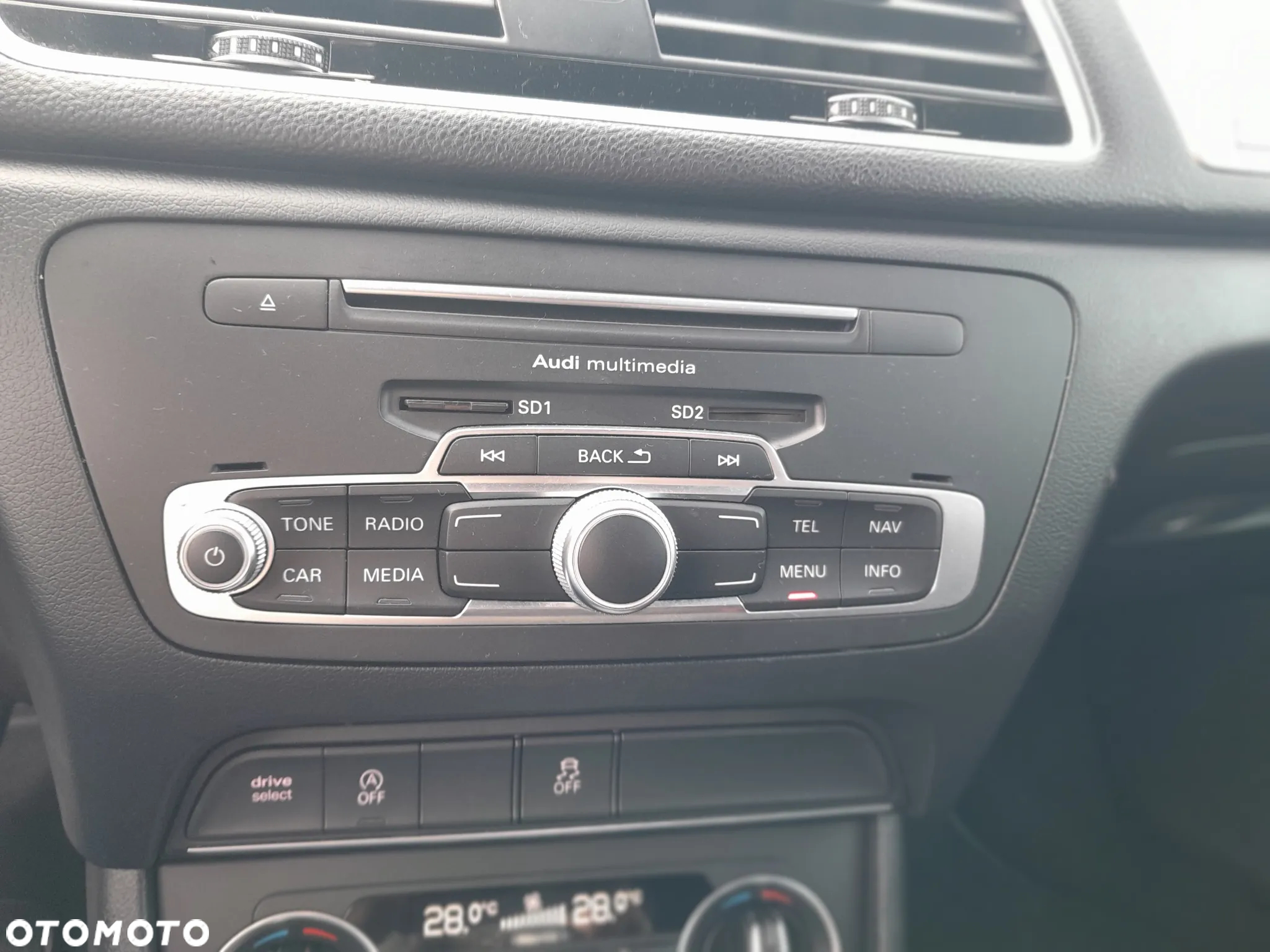 Audi Q3 2.0 TDI Quattro S tronic - 32