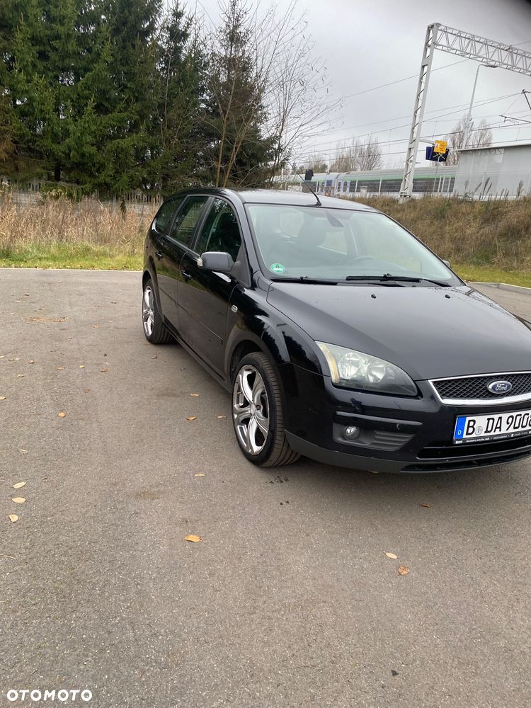 Ford Focus 2.0 16V Titanium - 9