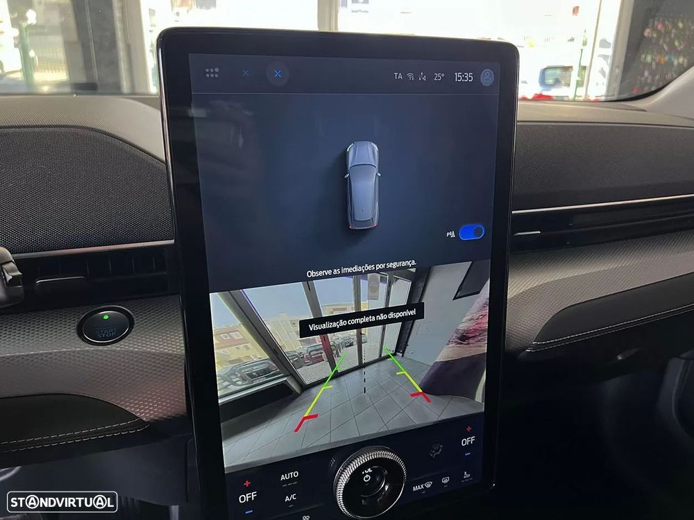 Ford Mustang Mach-E - 13