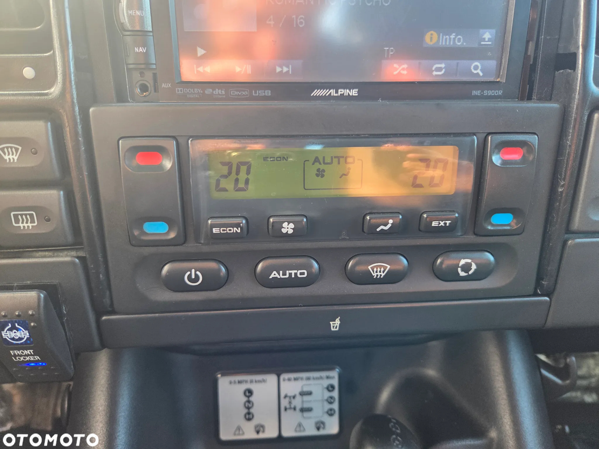 Land Rover Discovery - 22