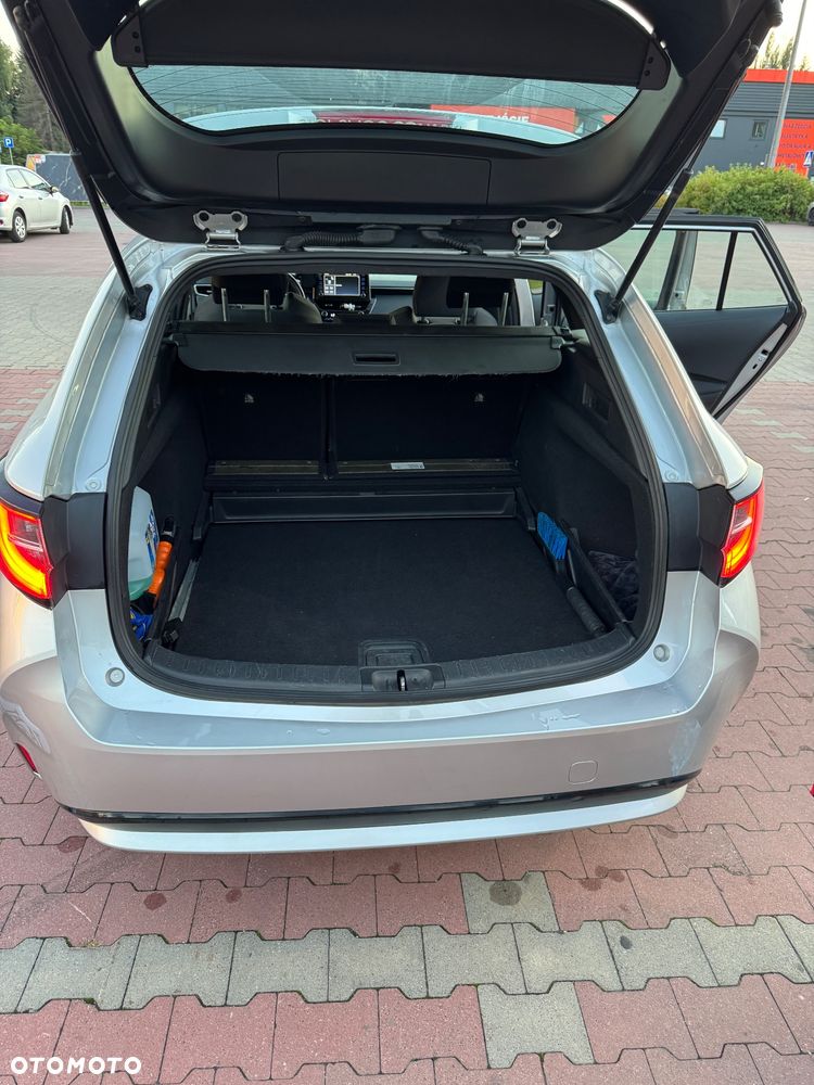 Toyota Corolla 1.8 Hybrid GPF Comfort - 18
